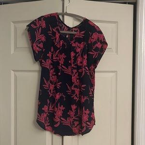 41 Hawthorn (stitch fix) navy and pink floral blouse, size large